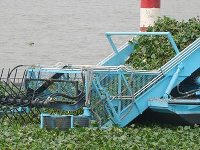 Aquatic Weed Harvesting Equipment in Kunming, China